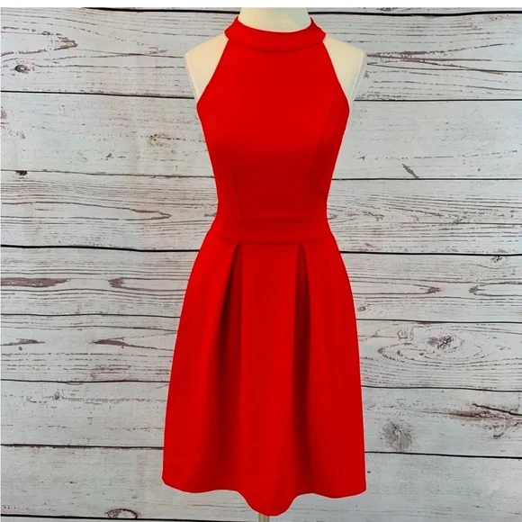 BERYDRESS SMALL RED BACKLESS DRESS STRETCH - Picture 8 of 11